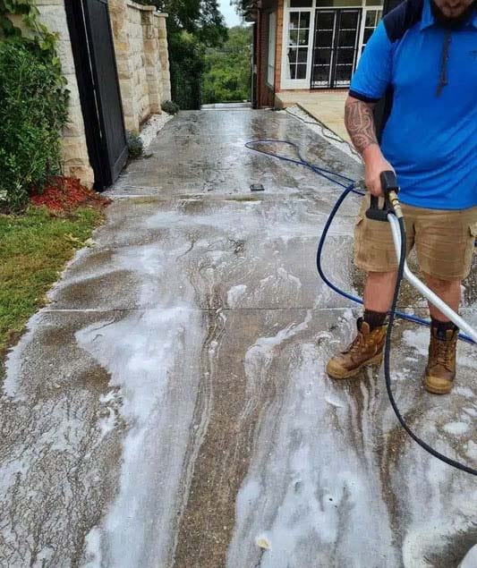 cleaning driveway