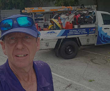 Exterior cleaning technician Brisbane